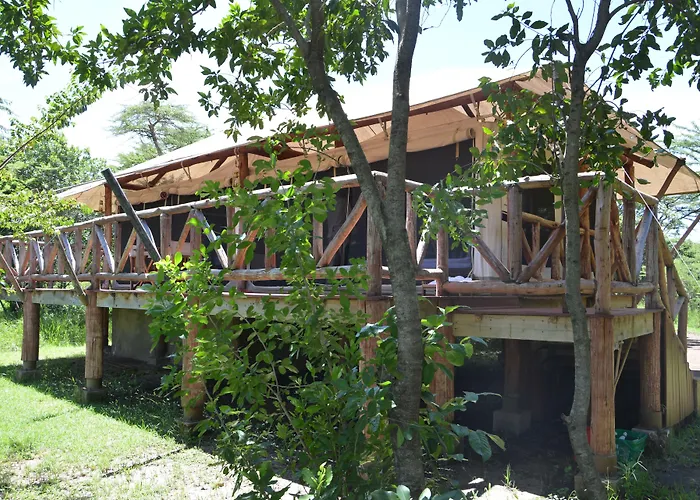 Neptune Mara Rianta Luxury Camp